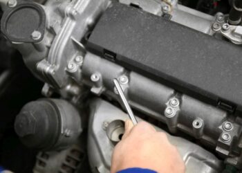 Kod błędu P0670, Obd code P0670, fot. belchonock, create.vista.com