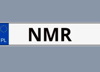 NMR rejestracja samochodu, fot. tablicy: a.lapunik@gmail.com, create.vista.com