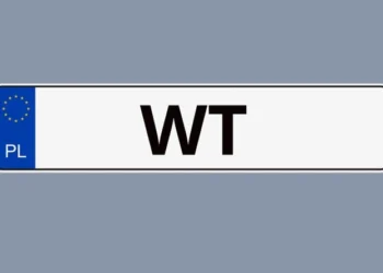 WT rejestracja samochodu, fot. tablicy: a.lapunik@gmail.com, create.vista.com